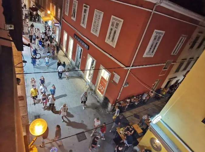 De 2020 With Free Parking * Pula