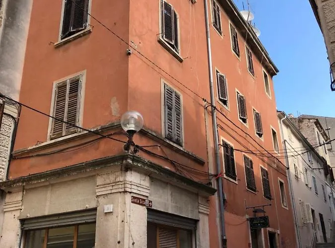 De 2020 With Free Parking