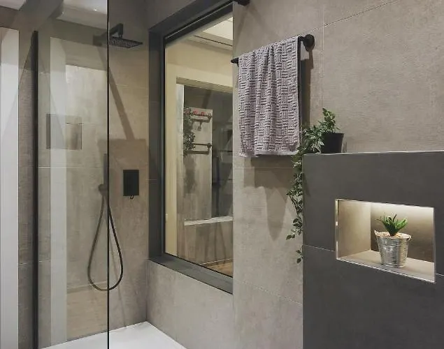 De 2020 With Free Parking *